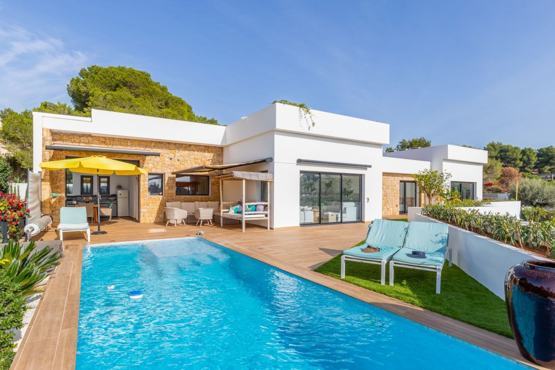 Bestaande bouw - Villa -
Moraira - El Portet