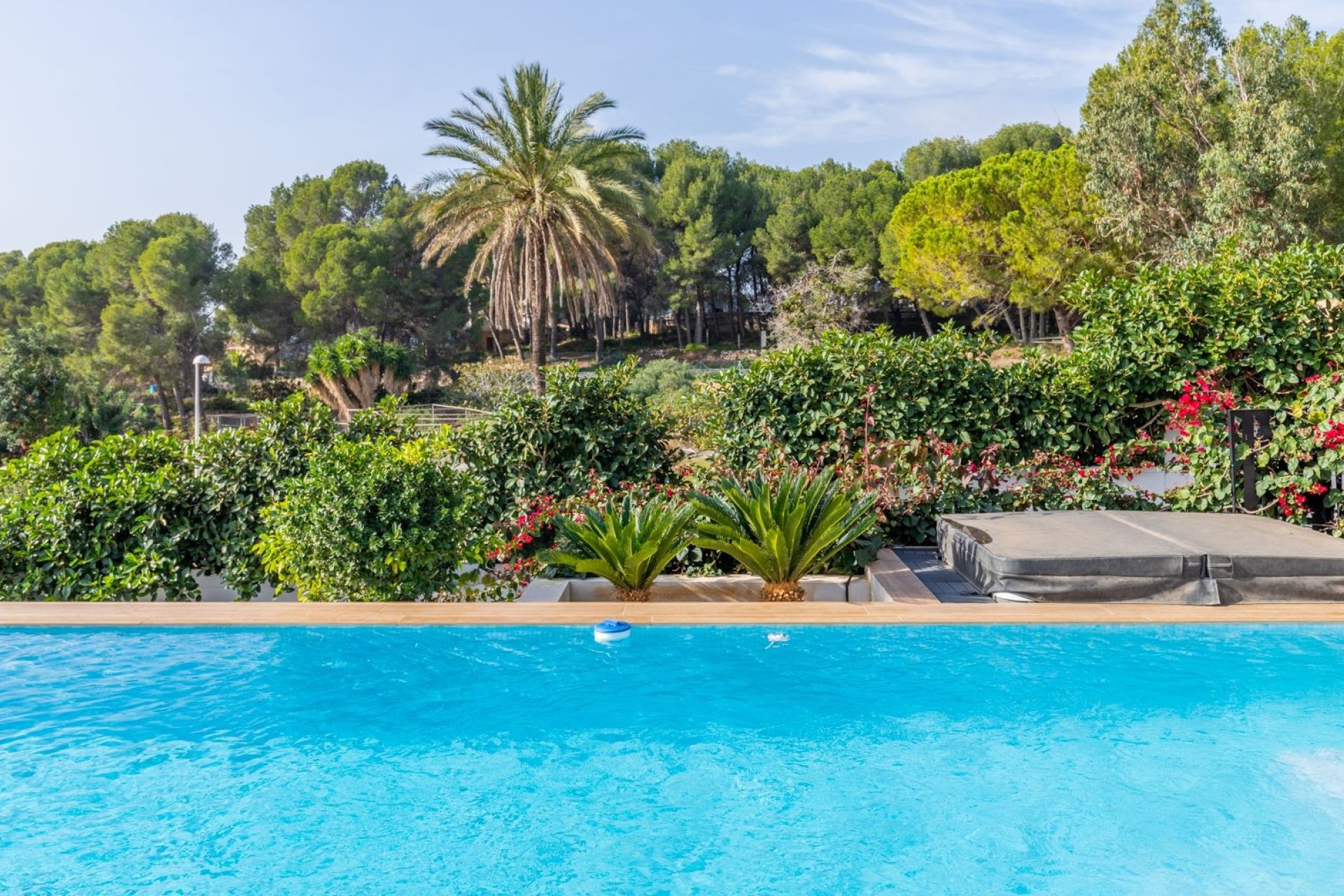 Bestaande bouw - Villa -
Moraira - El Portet