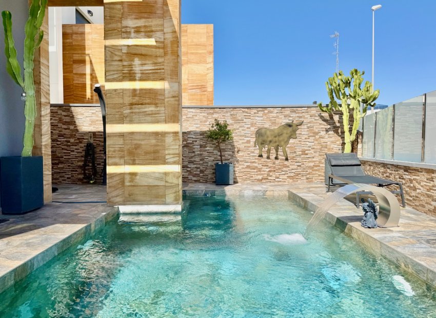Bestaande bouw - Villa -
Orihuela Costa - Cabo Roig