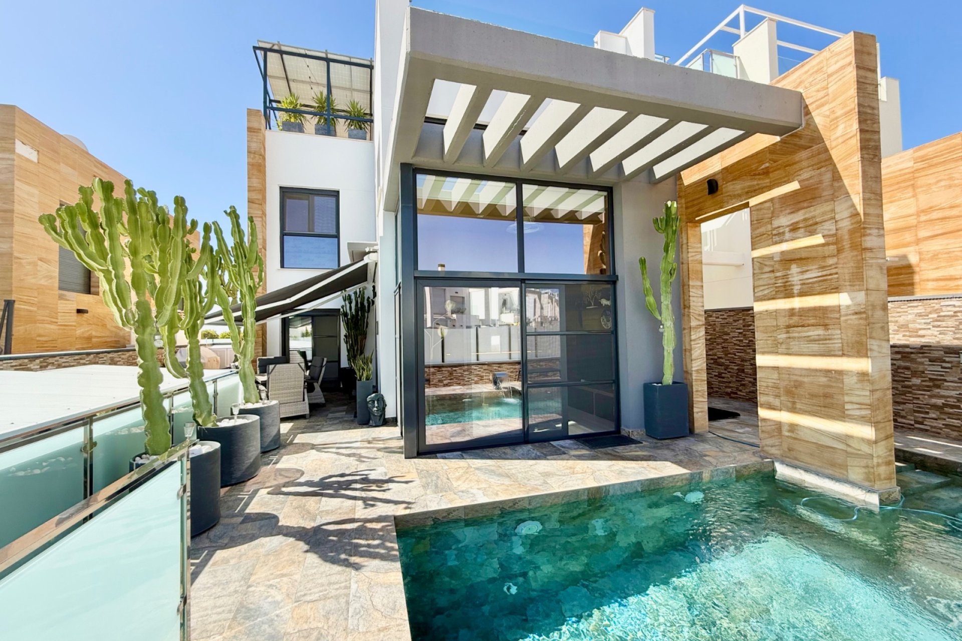 Bestaande bouw - Villa -
Orihuela Costa - Cabo Roig