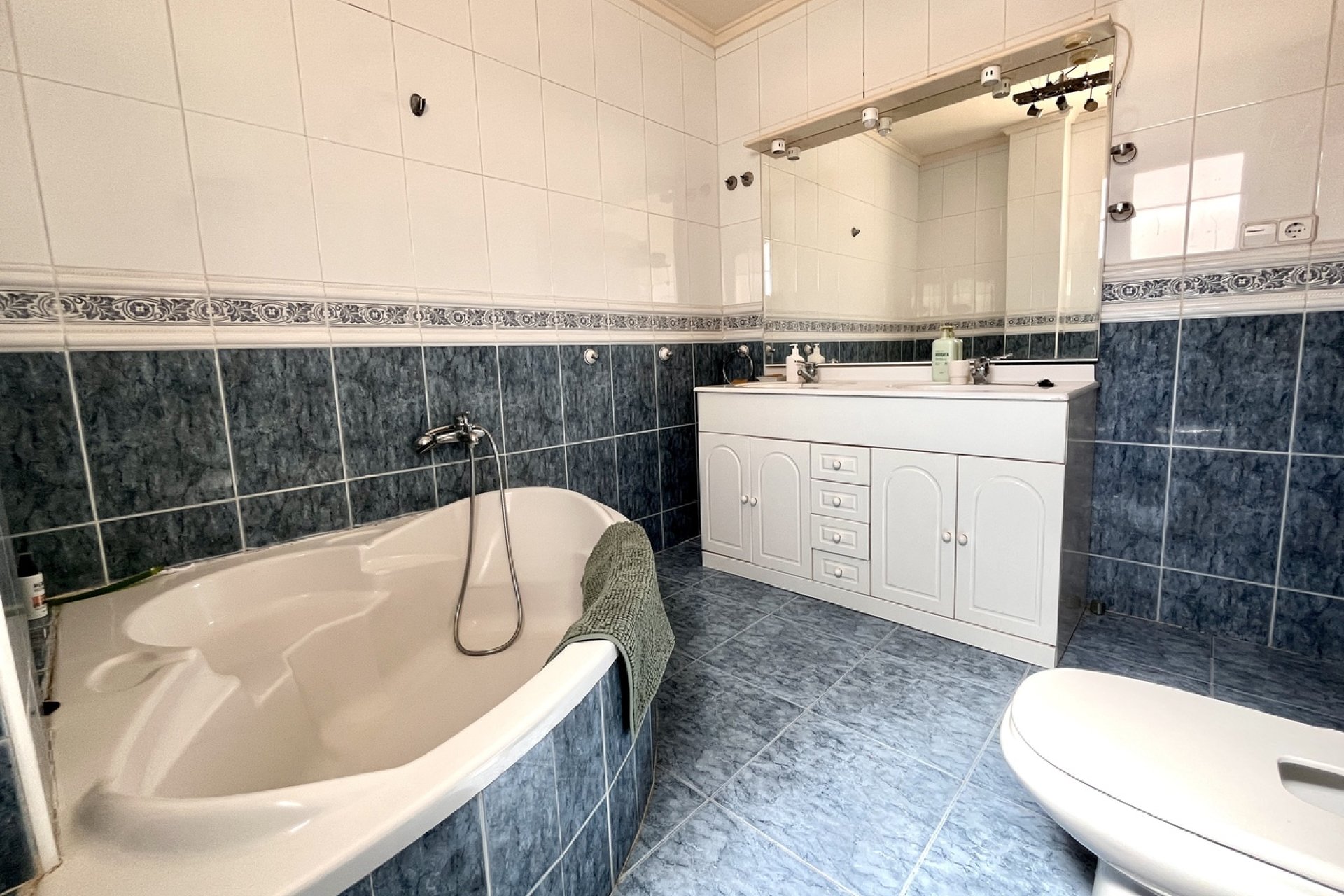 Bestaande bouw - Villa -
Orihuela Costa - La Zenia