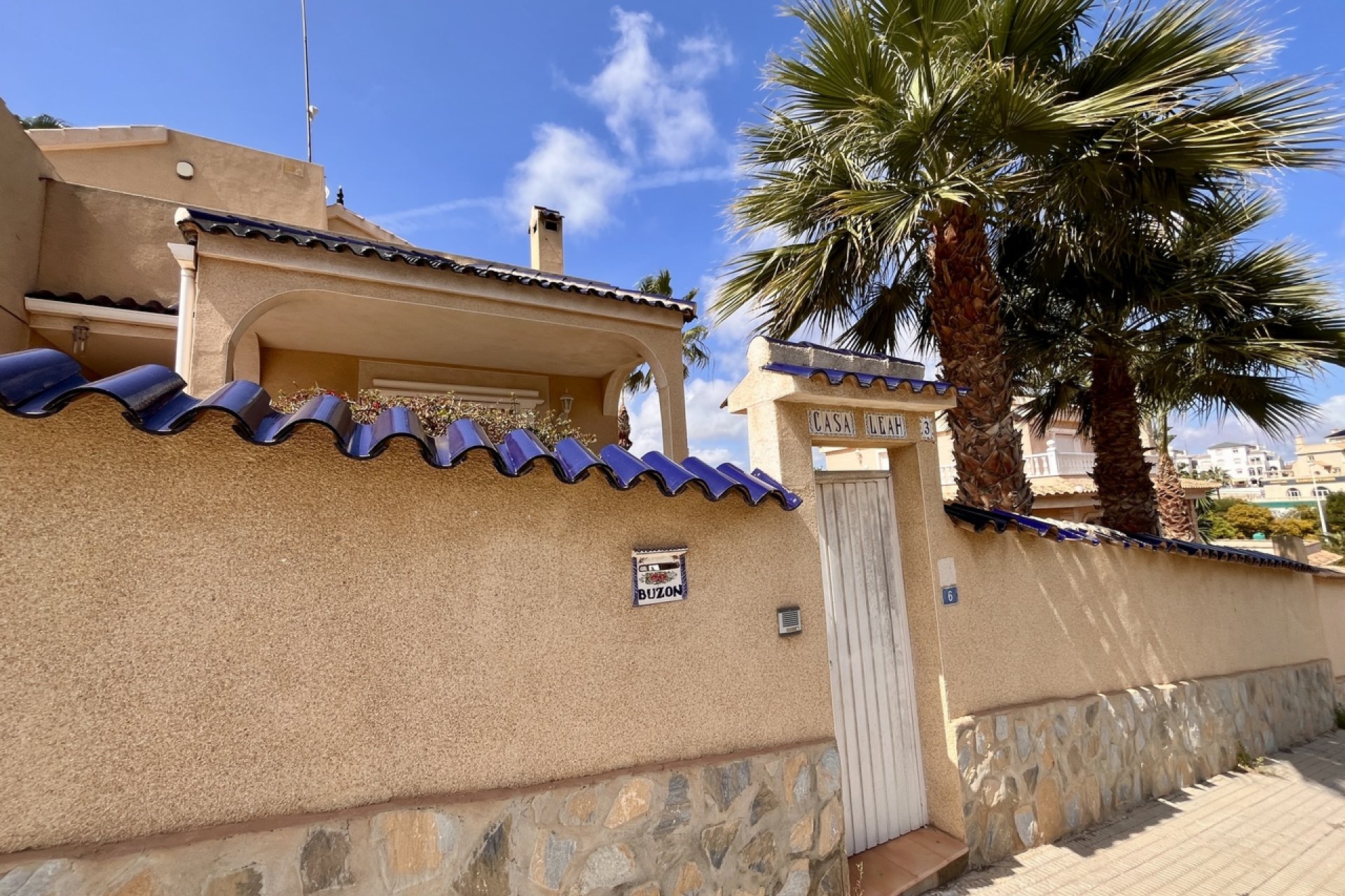 Bestaande bouw - Villa -
Orihuela Costa - La Zenia