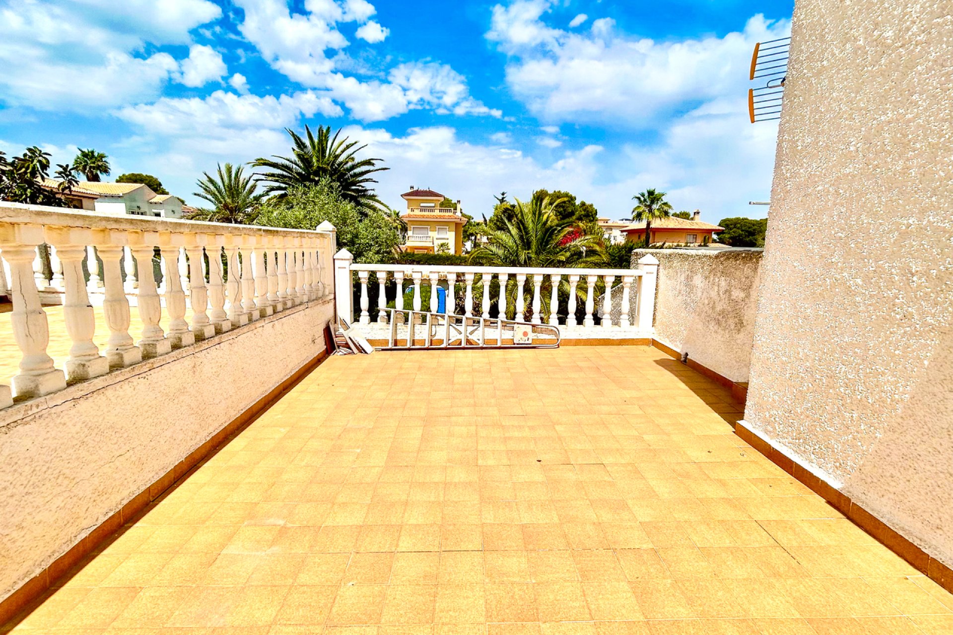 Bestaande bouw - Villa -
Orihuela Costa - La Zenia