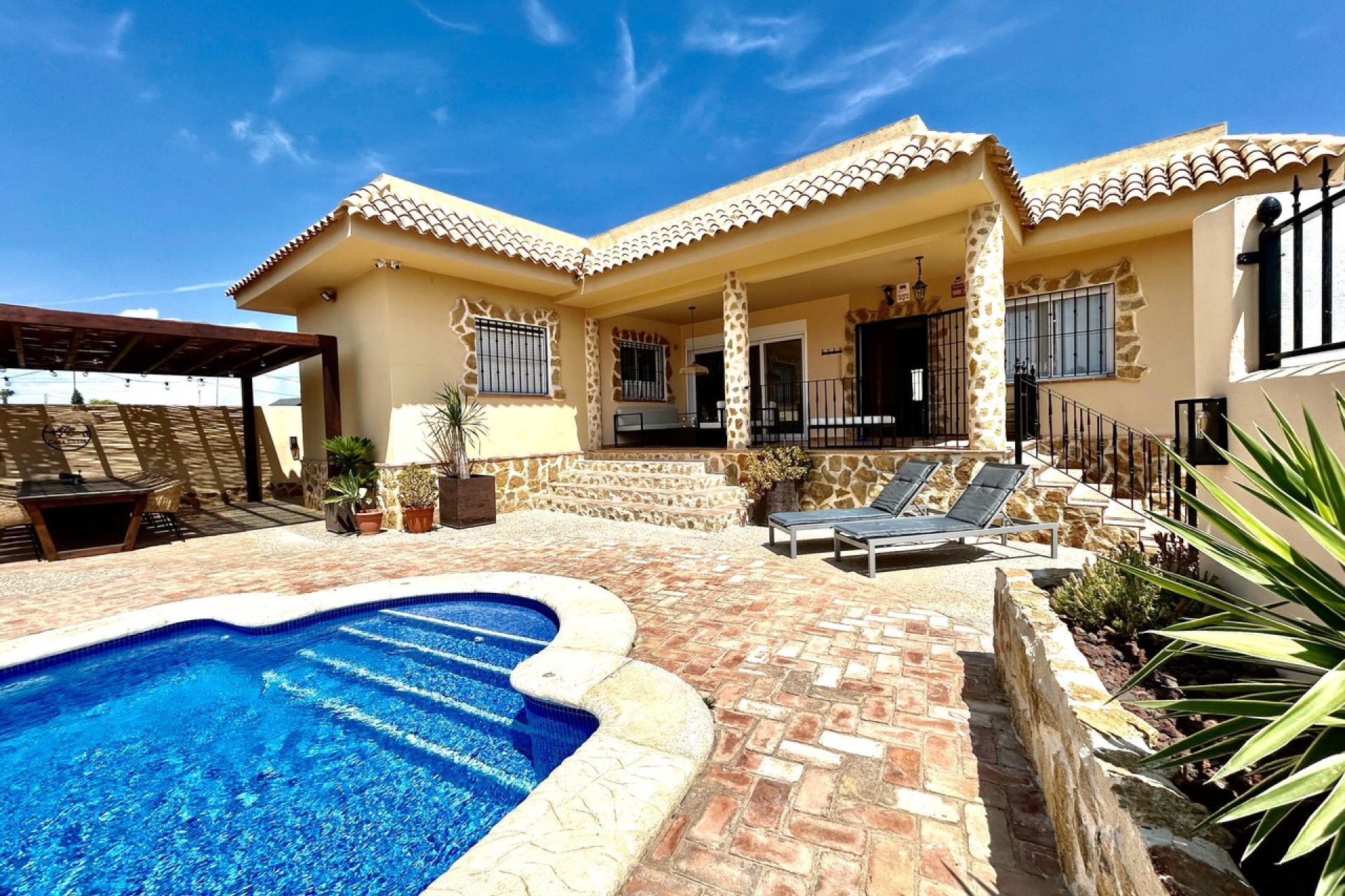 Bestaande bouw - Villa -
Orihuela Costa - La Zenia