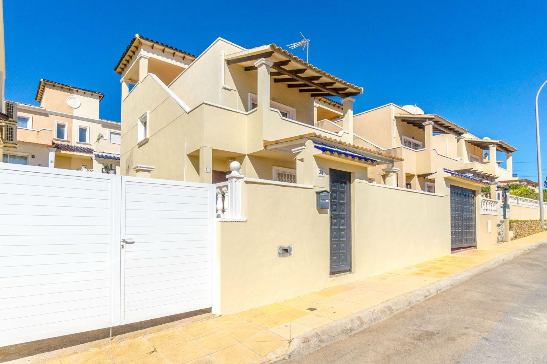 Bestaande bouw - Villa -
Orihuela Costa - Las Filipinas