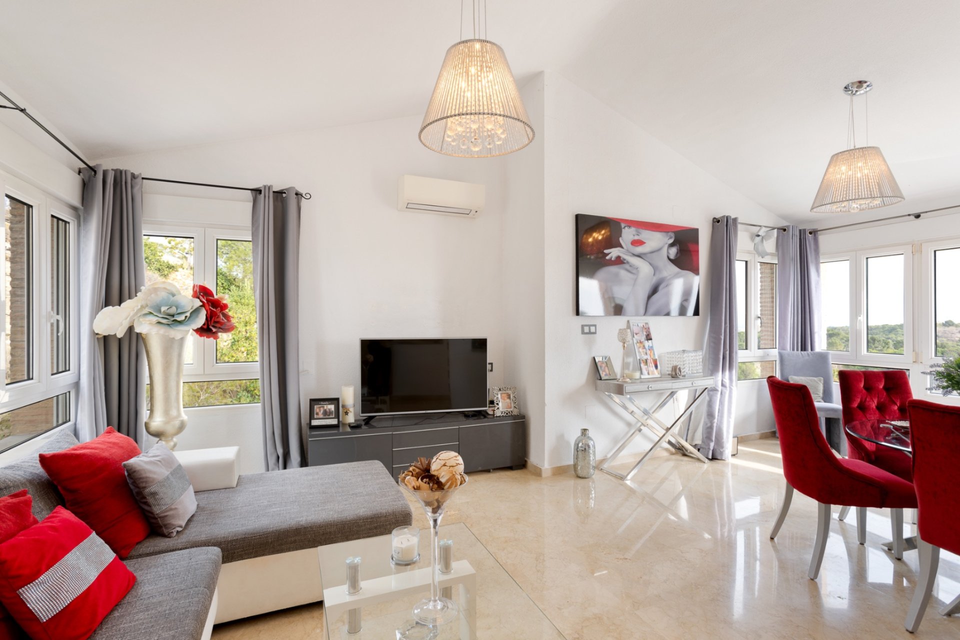 Bestaande bouw - Villa -
Orihuela Costa - Las Ramblas