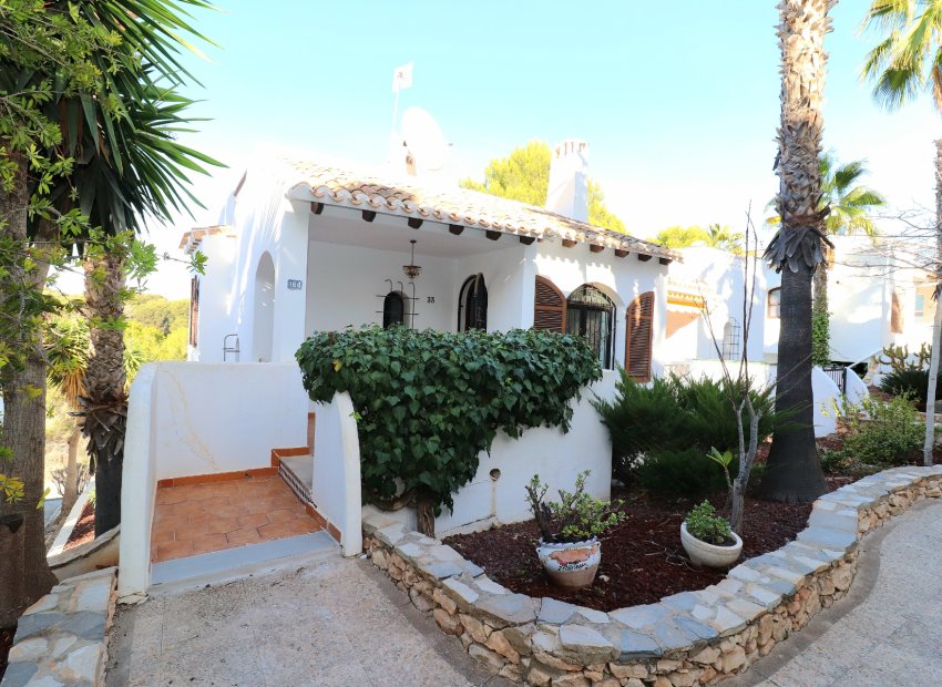 Bestaande bouw - Villa -
Orihuela Costa - Los Dolses