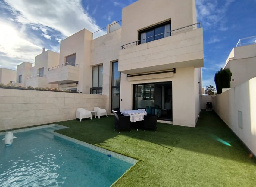 Bestaande bouw - Villa -
Orihuela Costa - Los Dolses