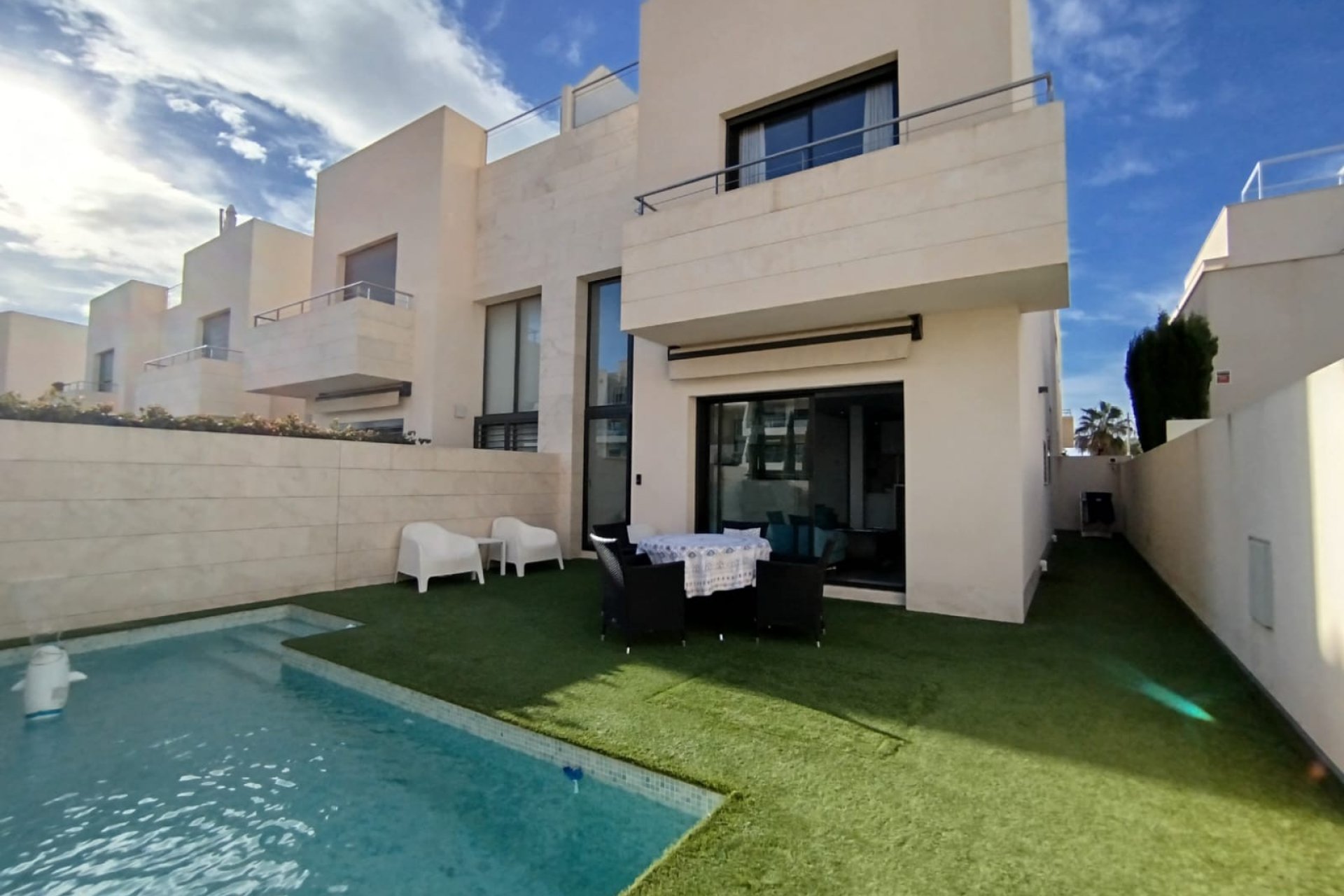 Bestaande bouw - Villa -
Orihuela Costa - Los Dolses