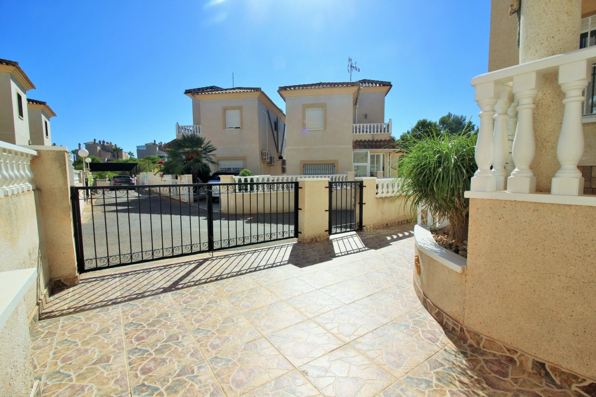 Bestaande bouw - Villa -
Orihuela Costa - Playa Flamenca