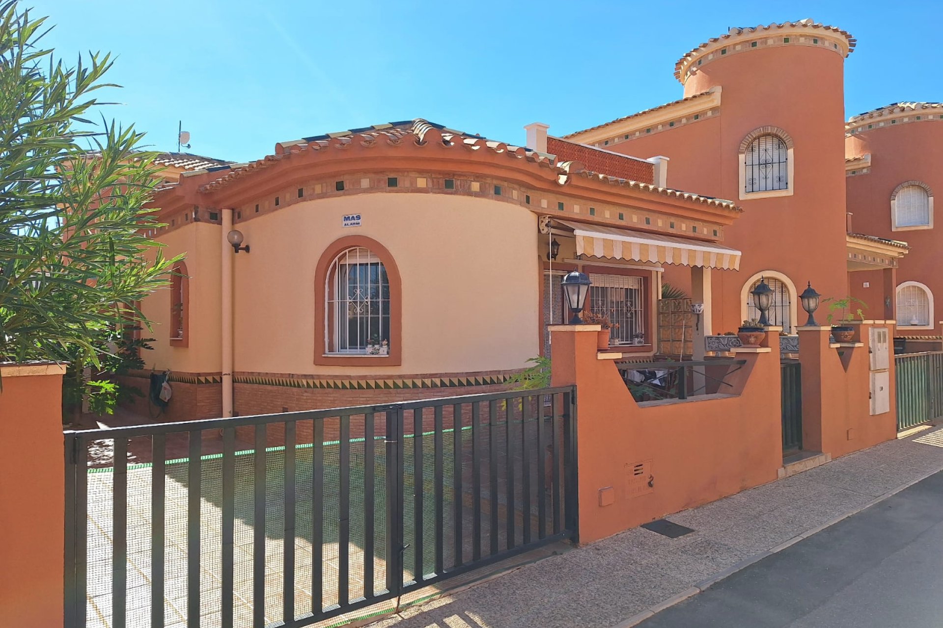 Bestaande bouw - Villa -
Orihuela Costa - Villas San Luis