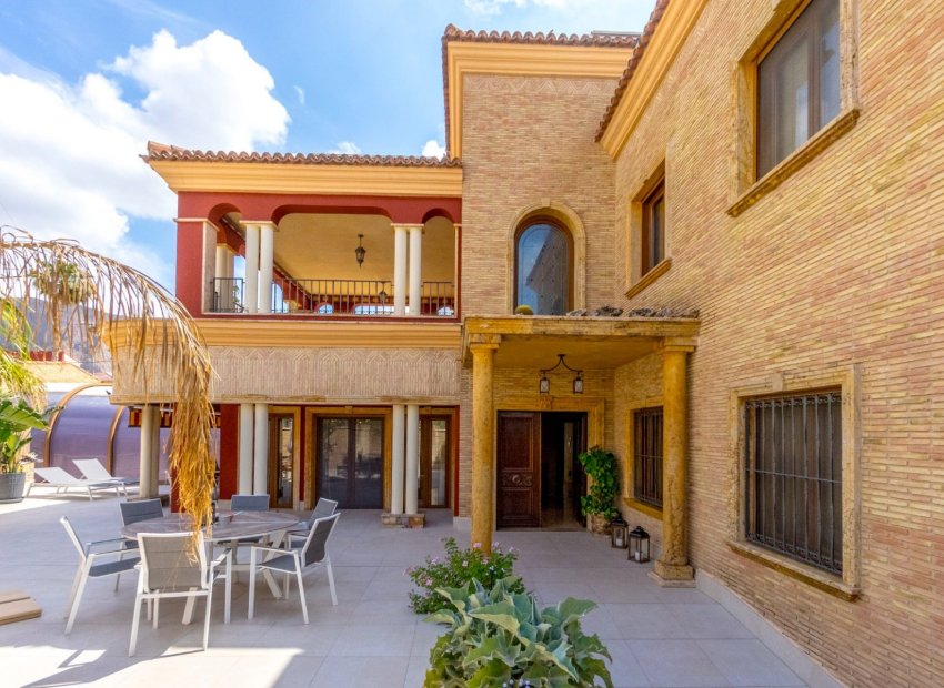 Bestaande bouw - Villa -
Orihuela - La Aparecida