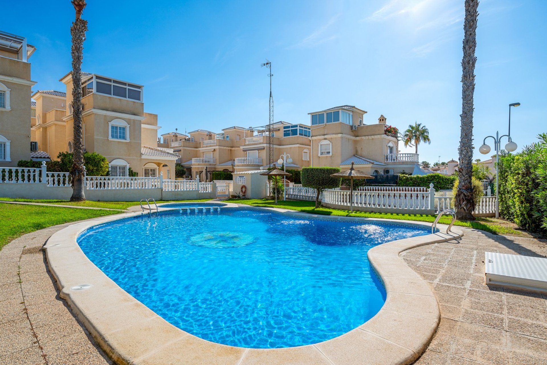 Bestaande bouw - Villa -
Orihuela - Los Altos