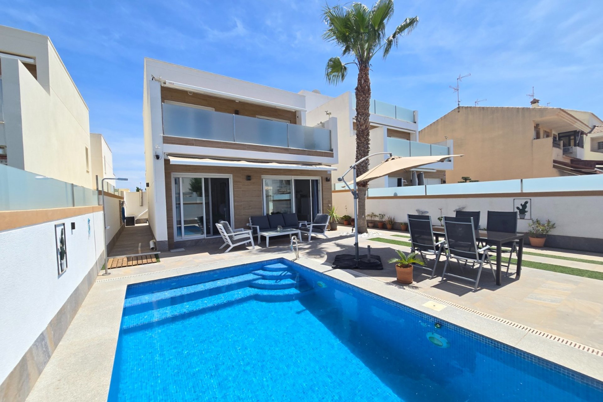 Bestaande bouw - Villa -
Pilar de la Horadada - Pilar de la Horadada *