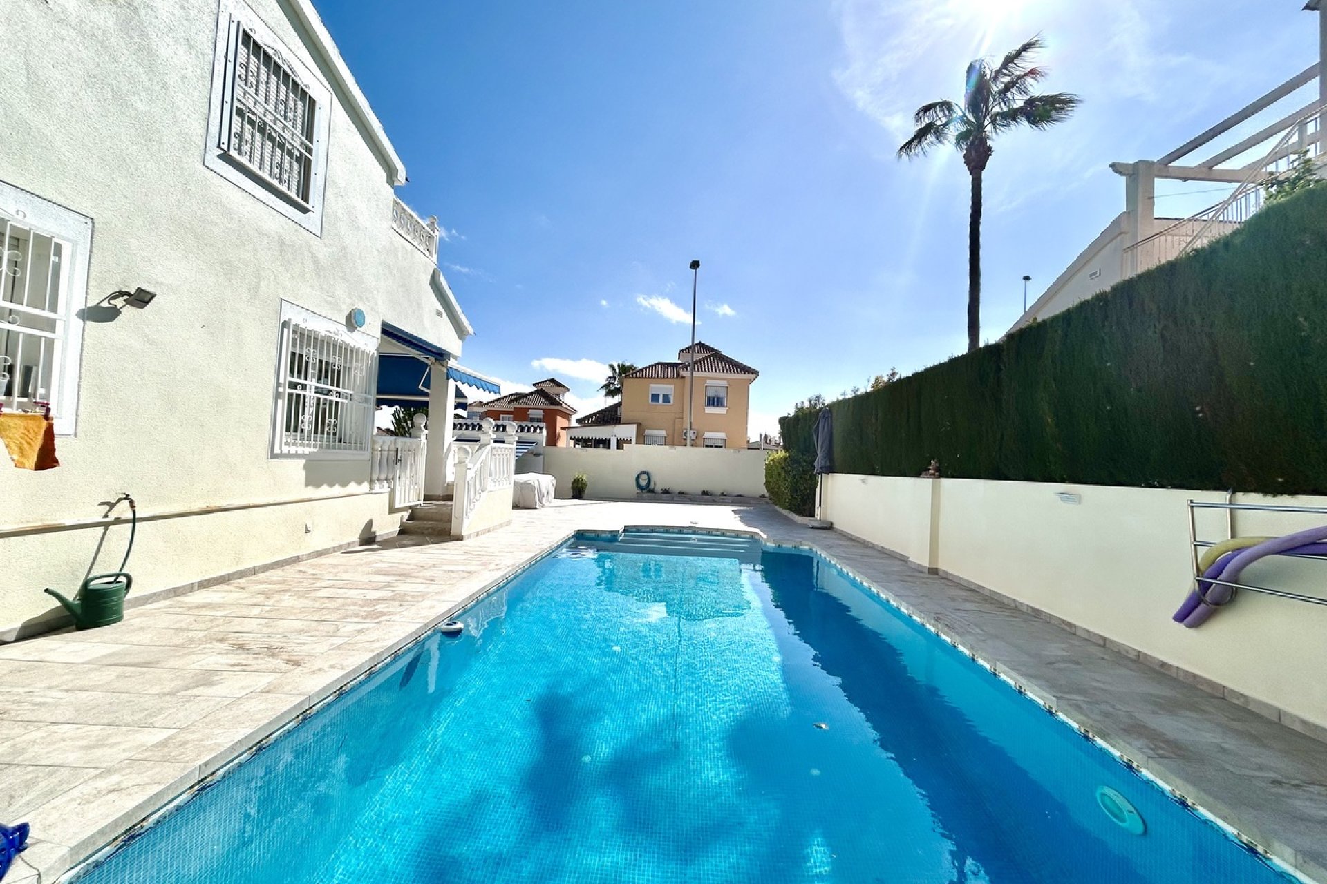 Bestaande bouw - Villa -
Pinar de Campoverde