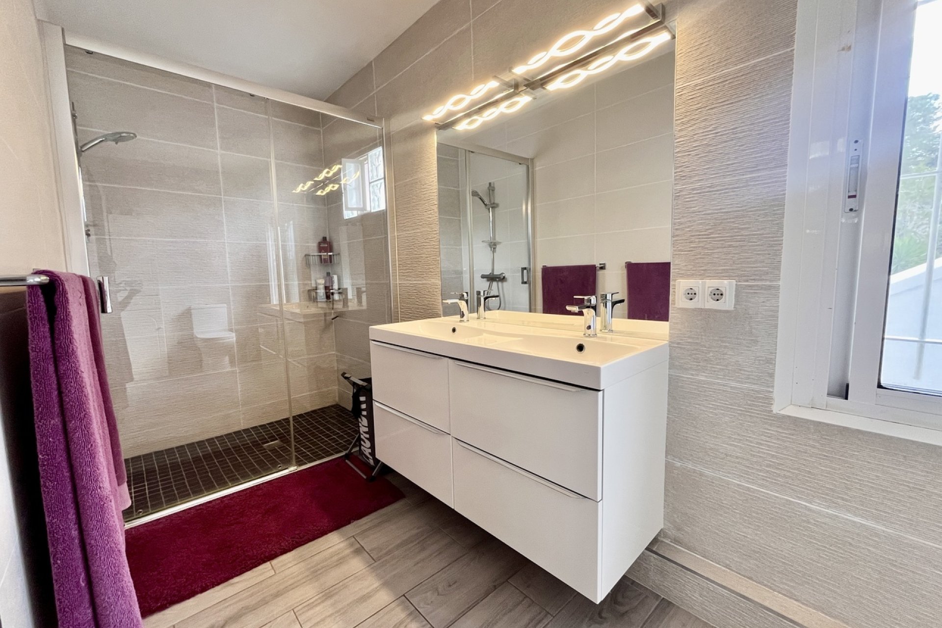 Bestaande bouw - Villa -
Pinar de Campoverde