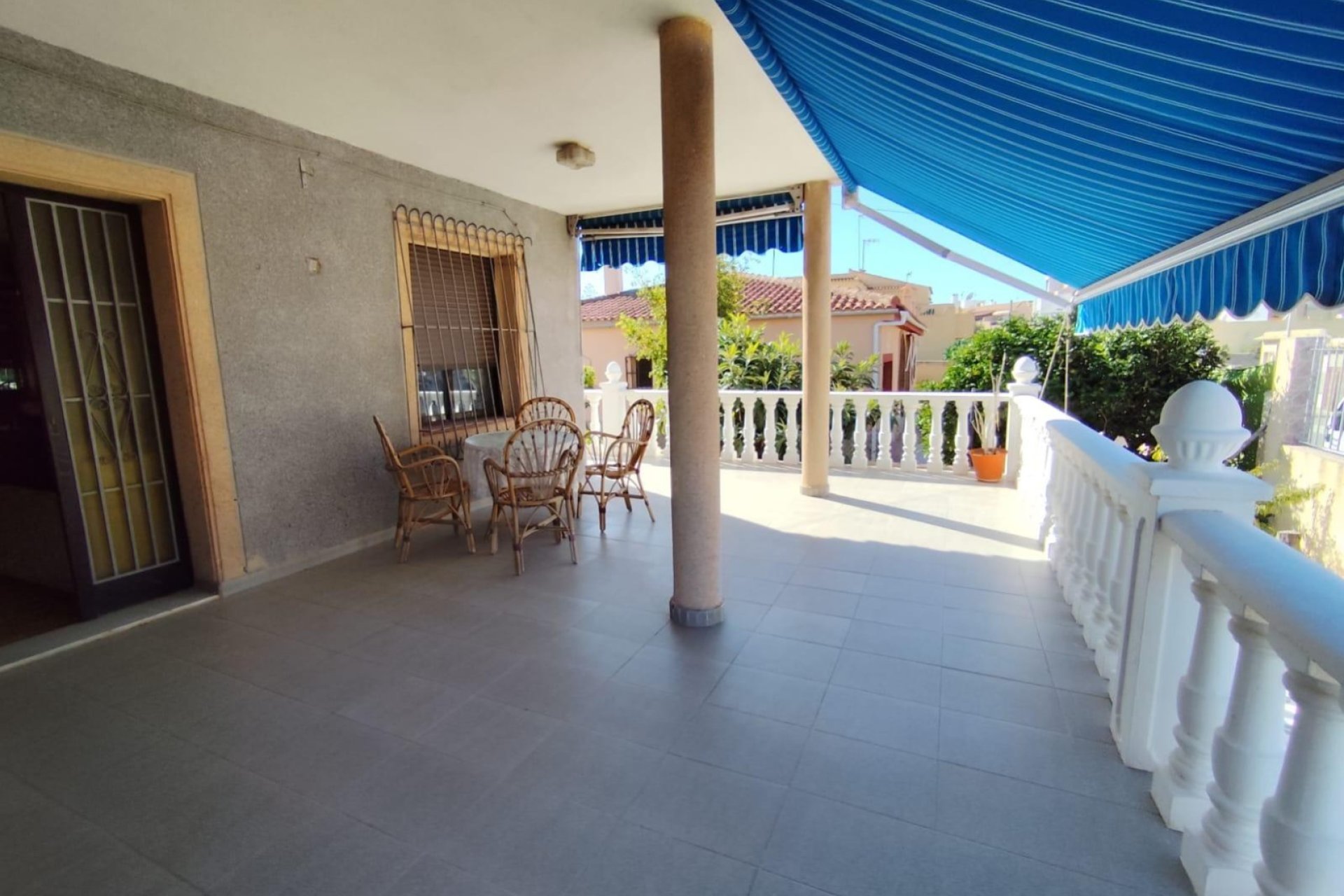 Bestaande bouw - Villa -
Torrevieja - Center