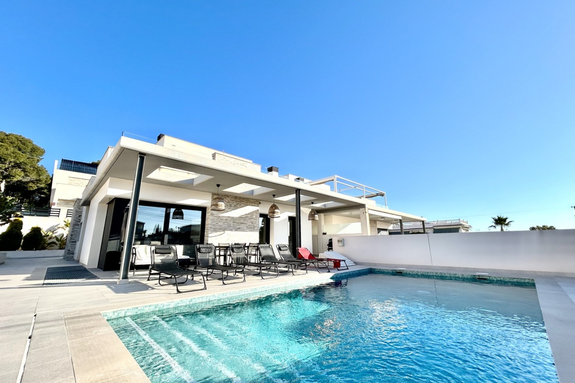 Bestaande bouw - Villa -
Torrevieja - Los Balcones