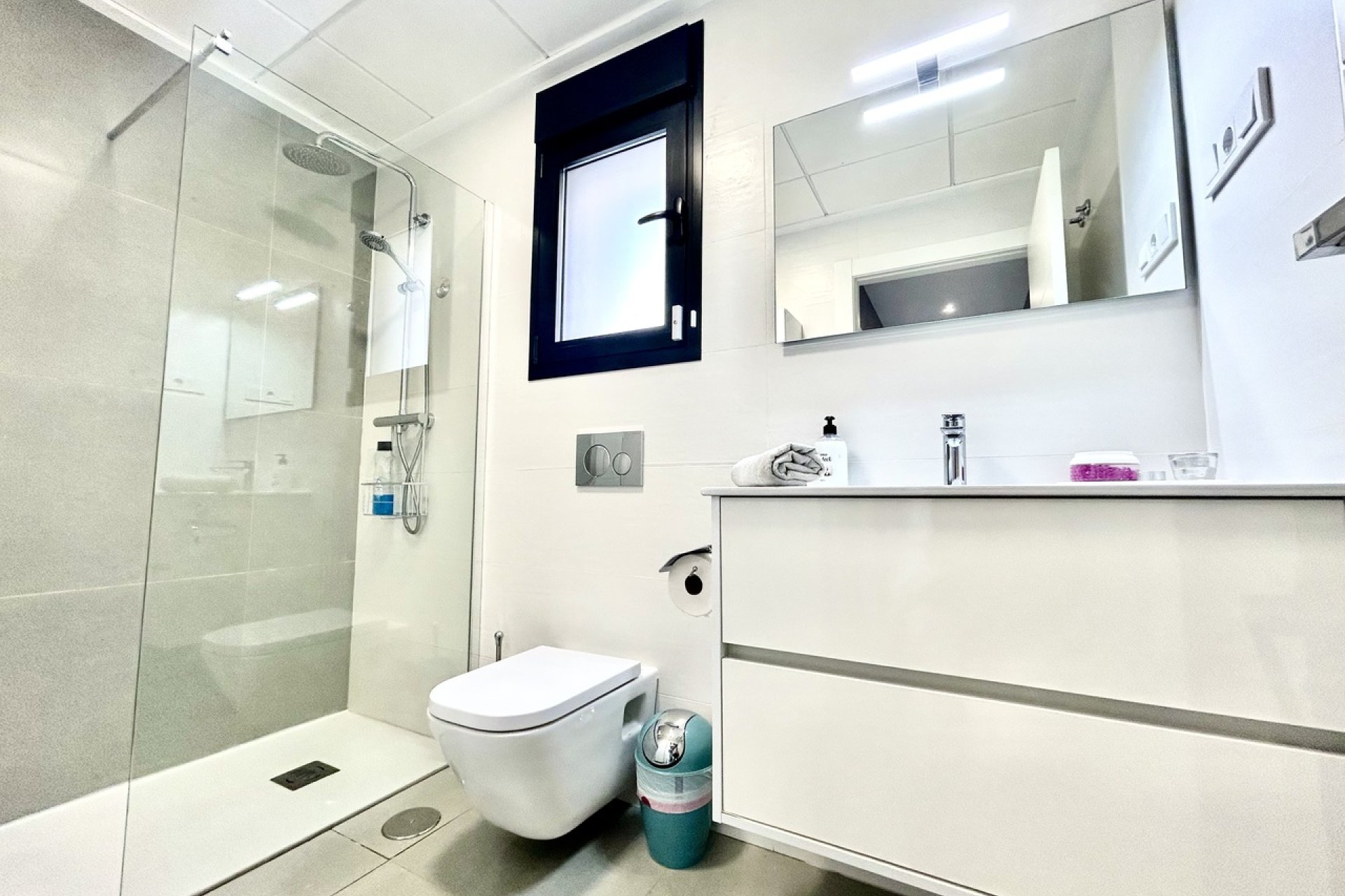 Bestaande bouw - Villa -
Torrevieja - Los Balcones