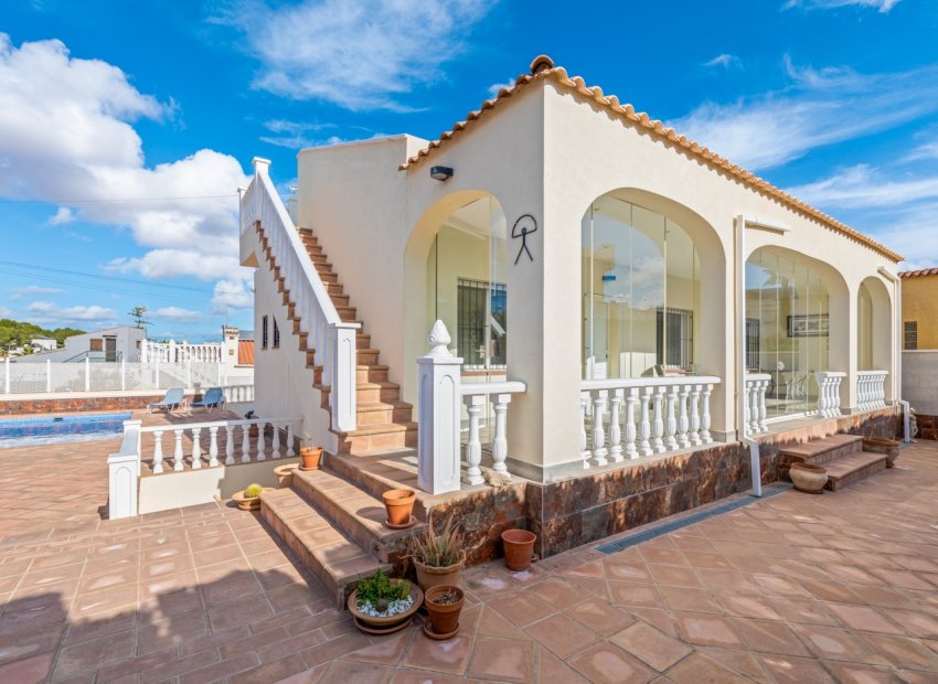 Bestaande bouw - Villa -
Torrevieja - Los Balcones