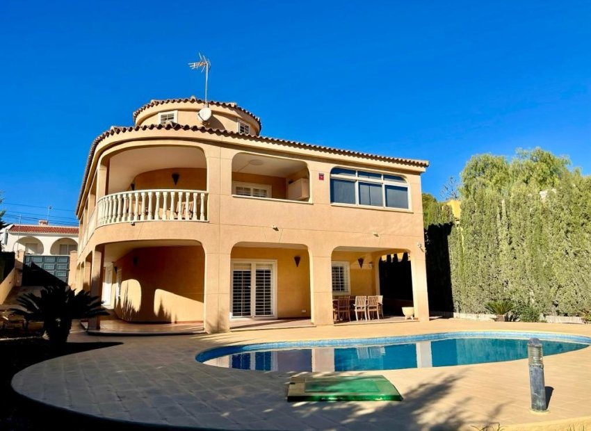 Bestaande bouw - Villa -
Torrevieja - Los Balcones