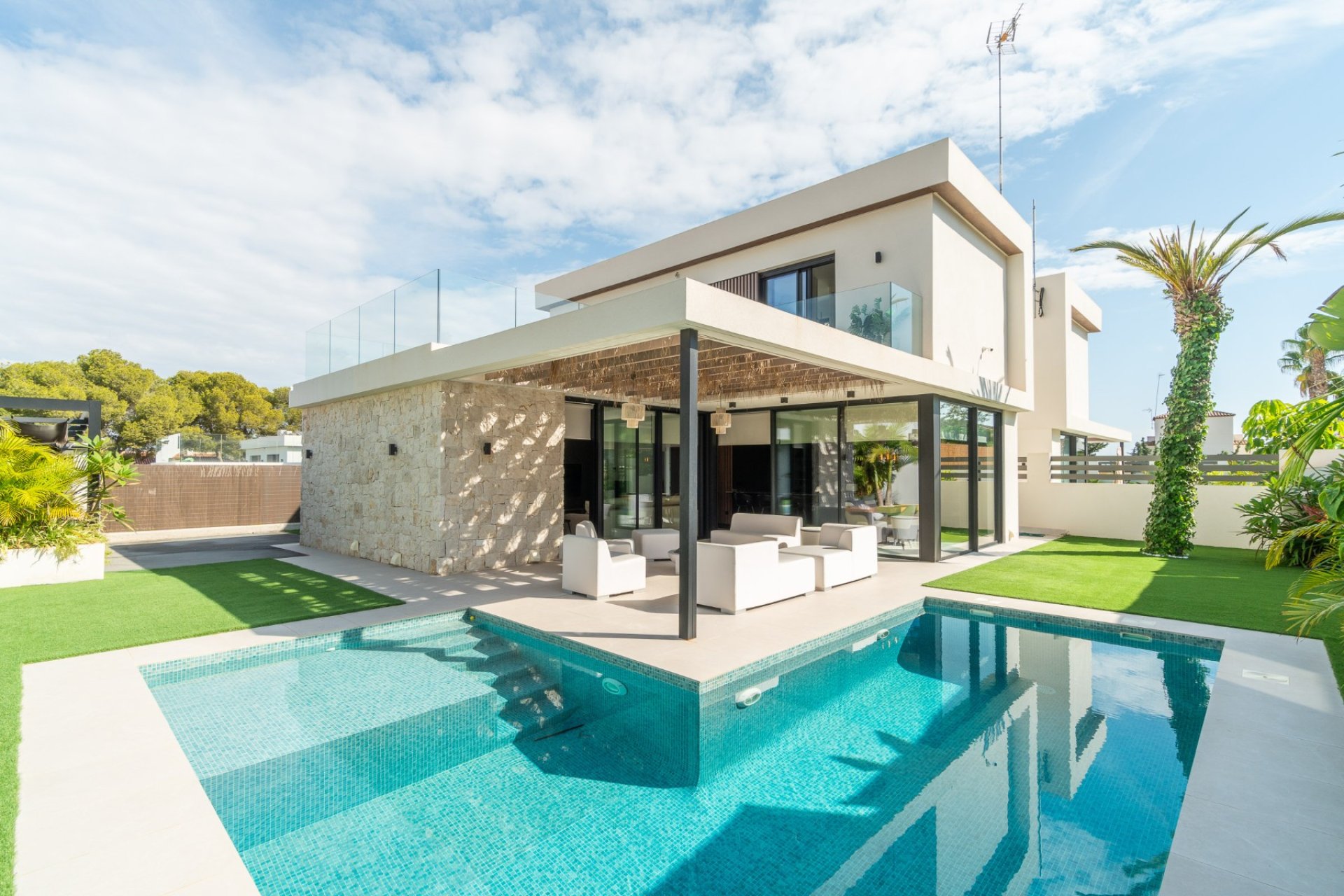 Bestaande bouw - Villa -
Torrevieja - Los Balcones