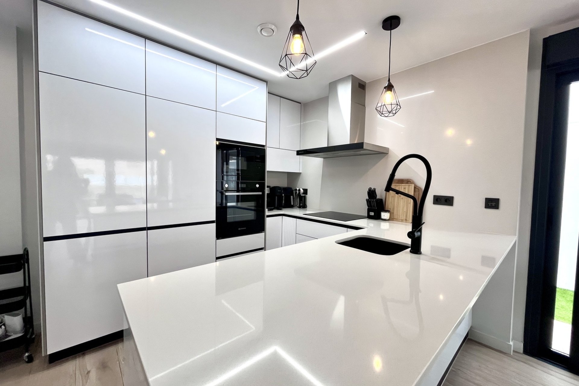 Bestaande bouw - Villa -
Torrevieja - Punta Prima