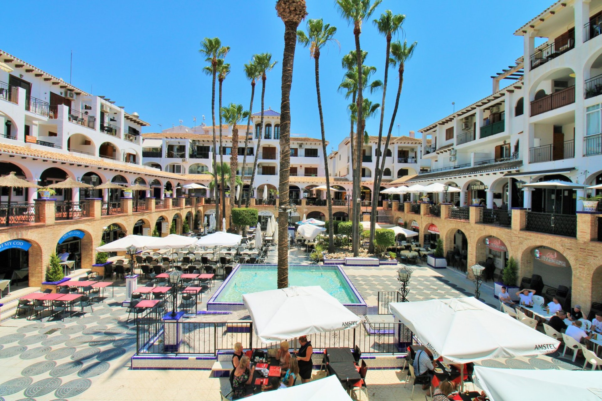 Bestaande bouw - Villa -
Villamartín - PAU 8