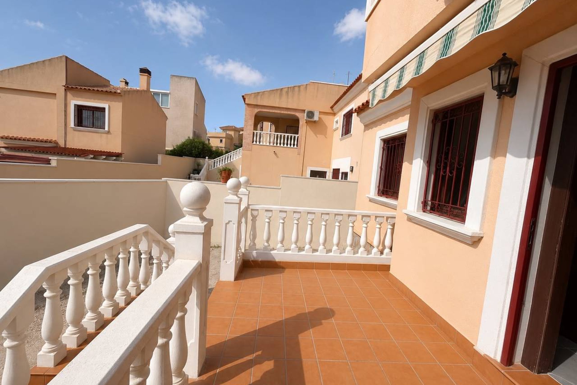 Bestaande bouw - Villa -
Villamartín - Villamartin