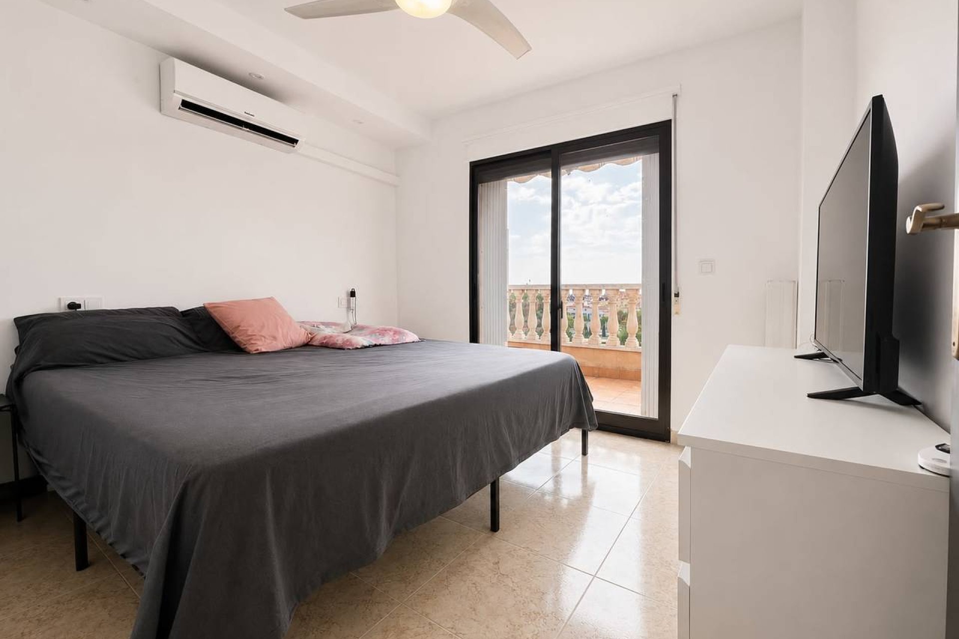 Bestaande bouw - Villa -
Villamartín - Villamartin