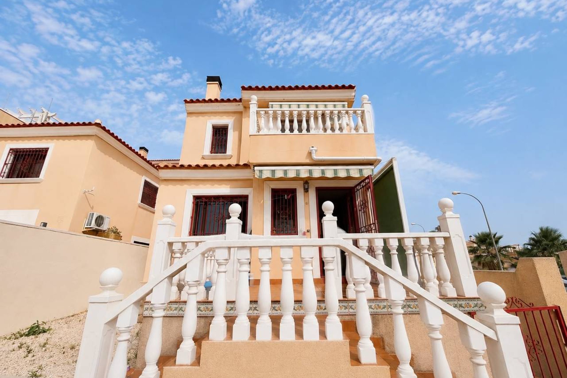 Bestaande bouw - Villa -
Villamartín - Villamartin