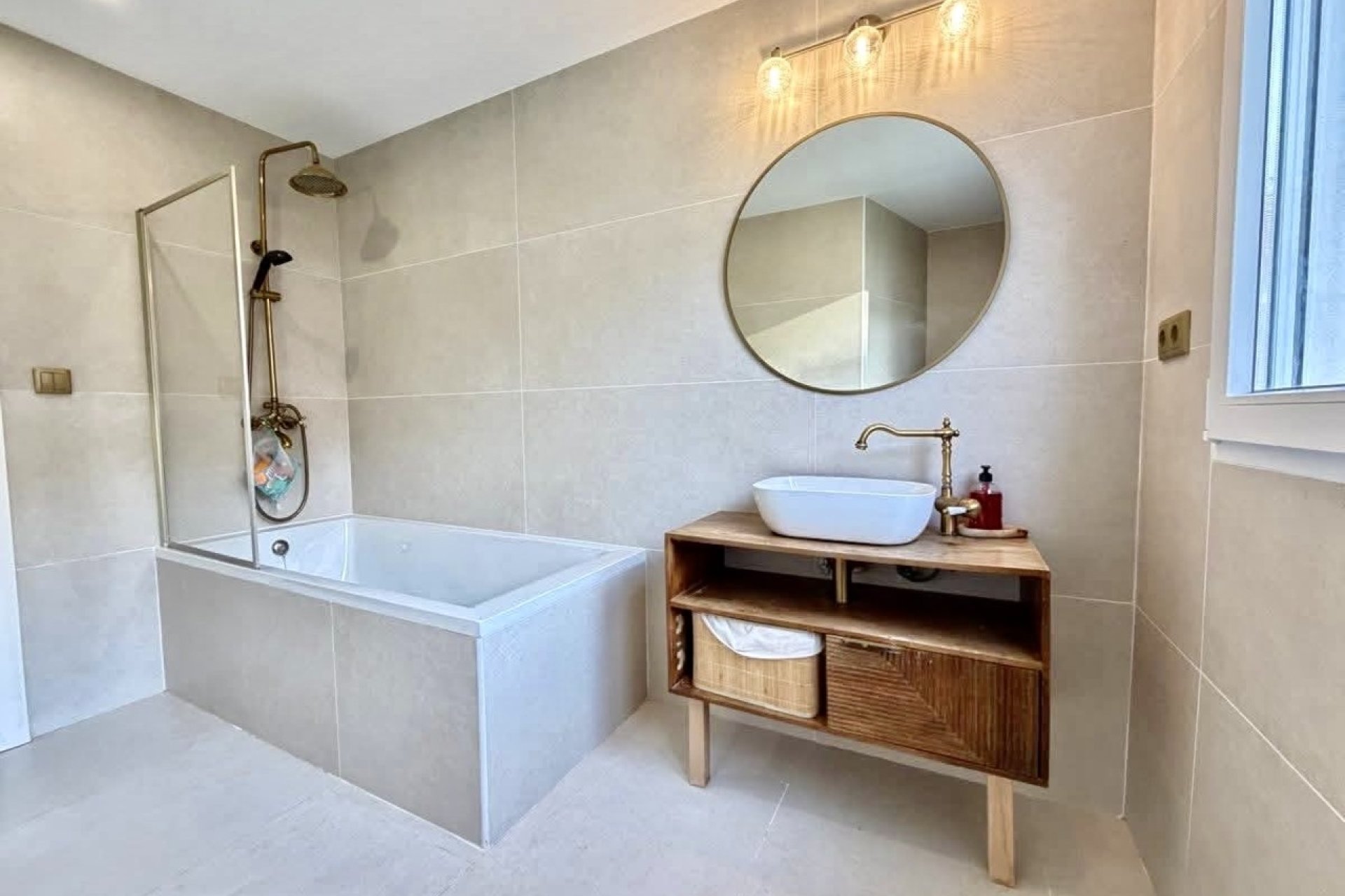 Bestaande bouw - Villa -
Villamartín - Villamartin