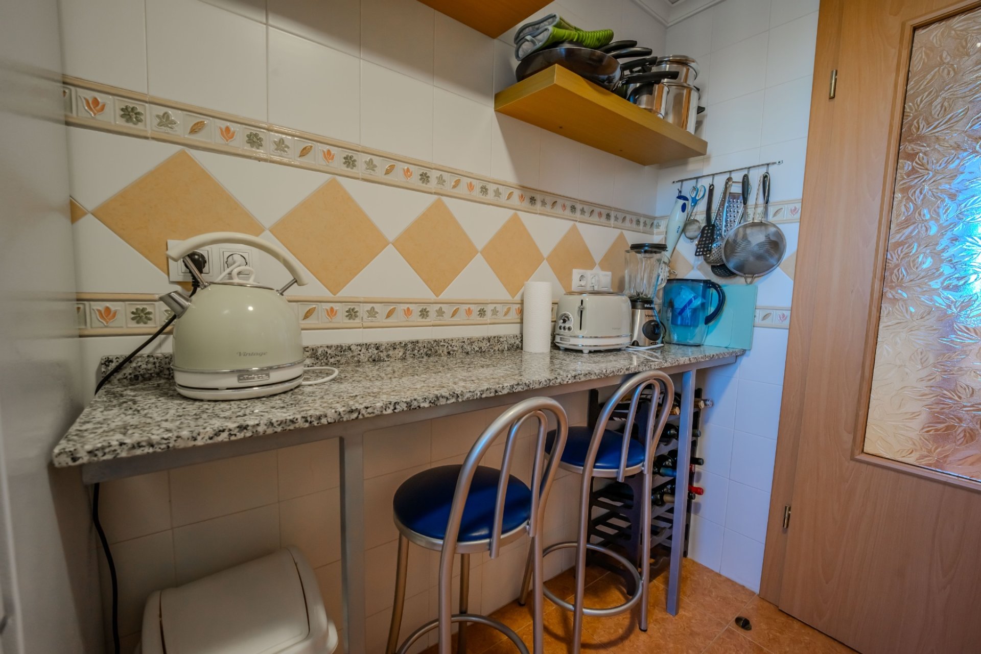 Bright 2-bedroom apartment with ocean views, a pool, and a terrace in Guardamar