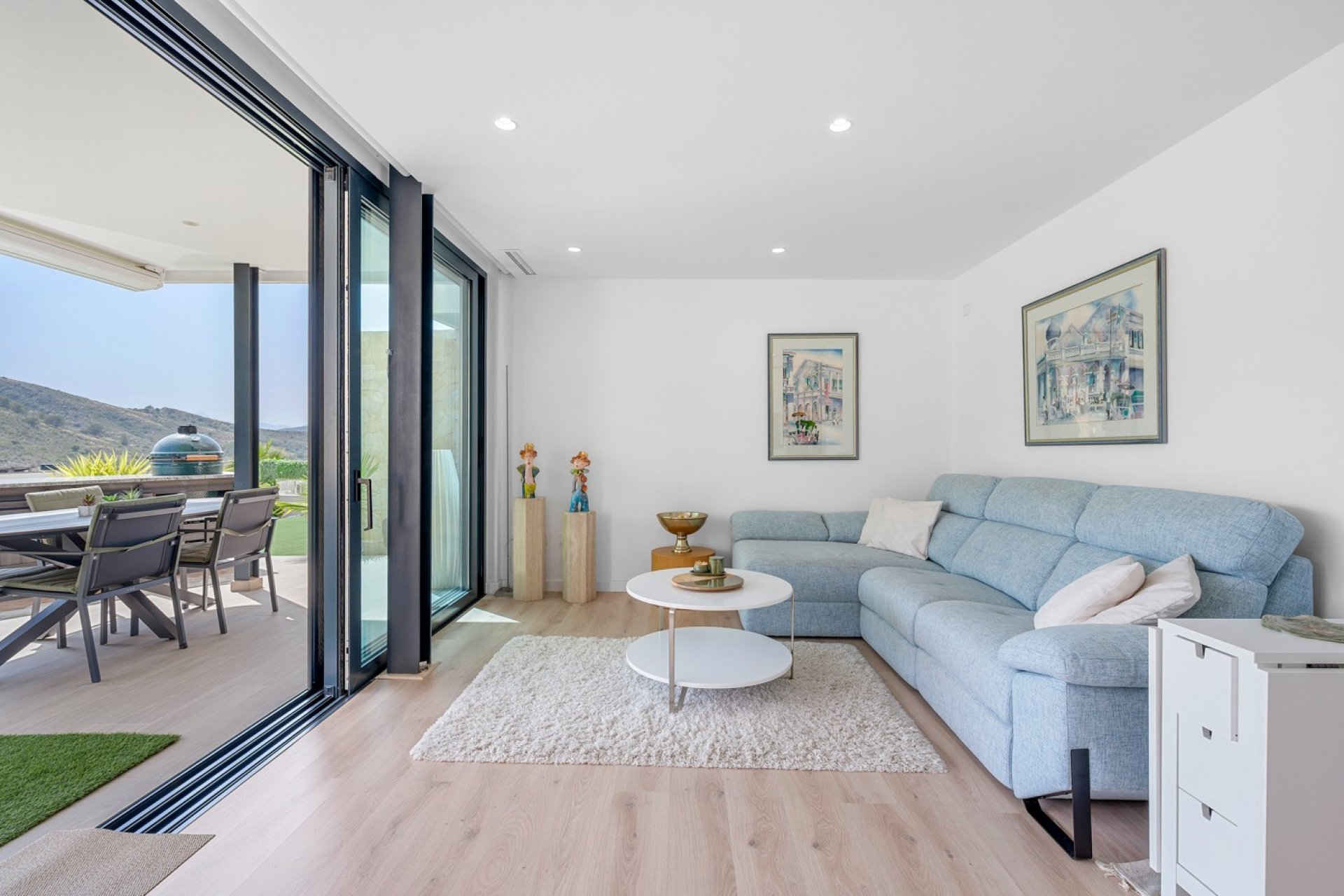 Bungalow de lujo de 2 dormitorios con vistas al campo de golf en Monforte del Cid