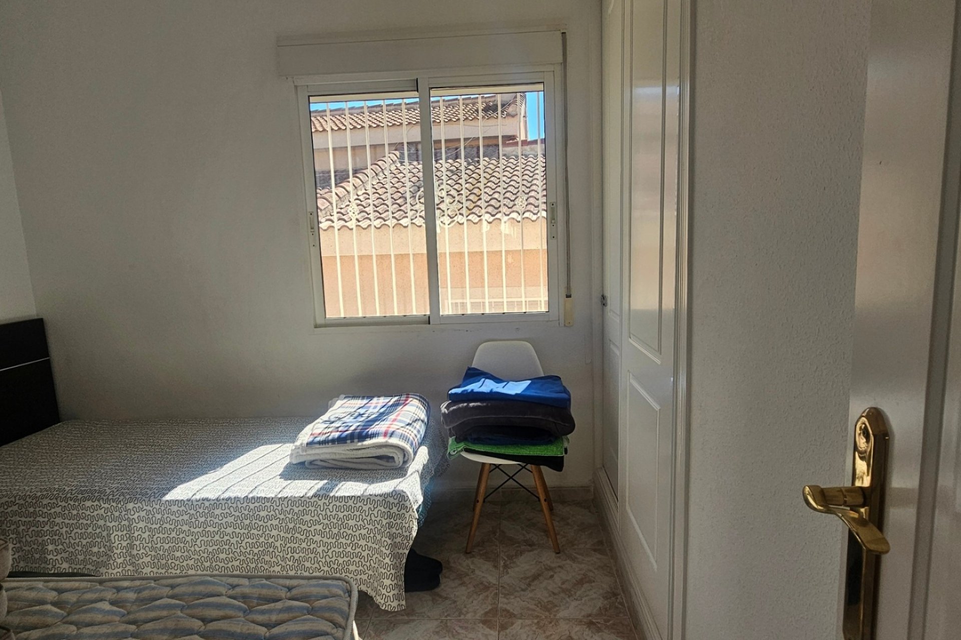 Casa adosada en Rojales con piscina privada y jardín