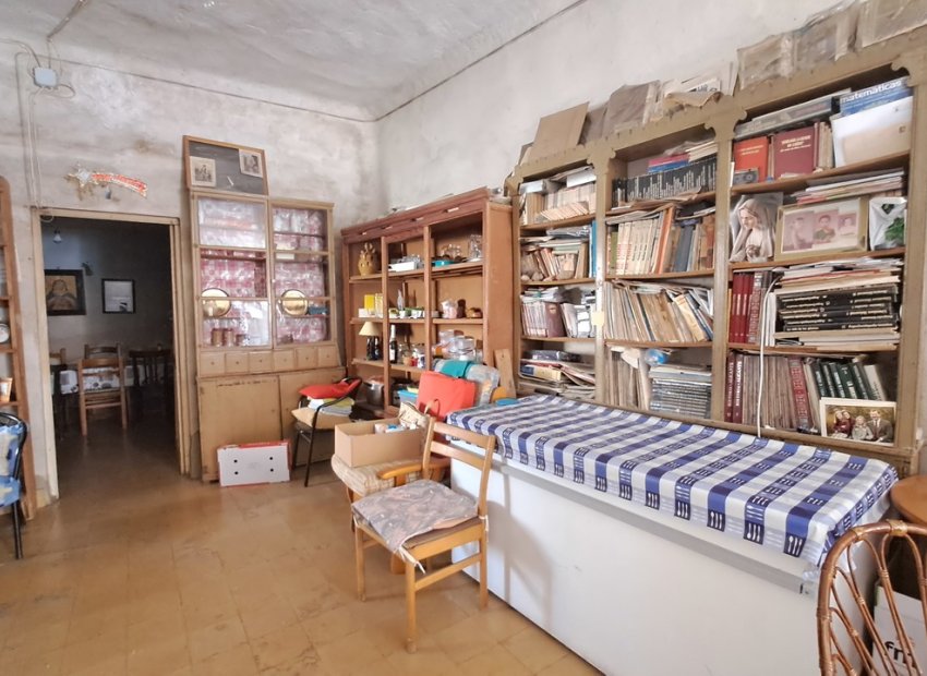 Casa de pueblo en el centro de Los Montesinos