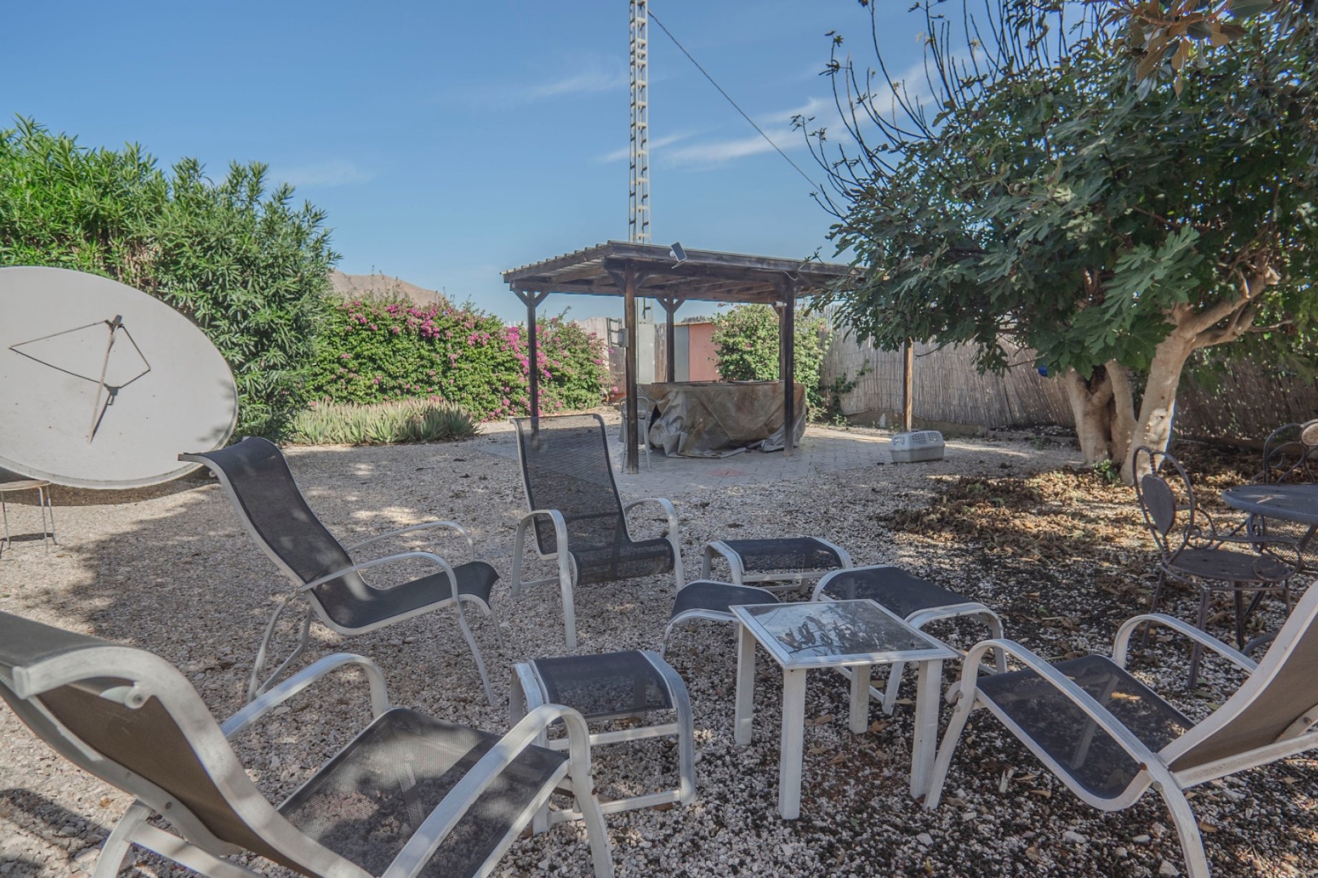 Casa rural con piscina privada, vistas a la montaña y 3 dormitorios en Orihuela