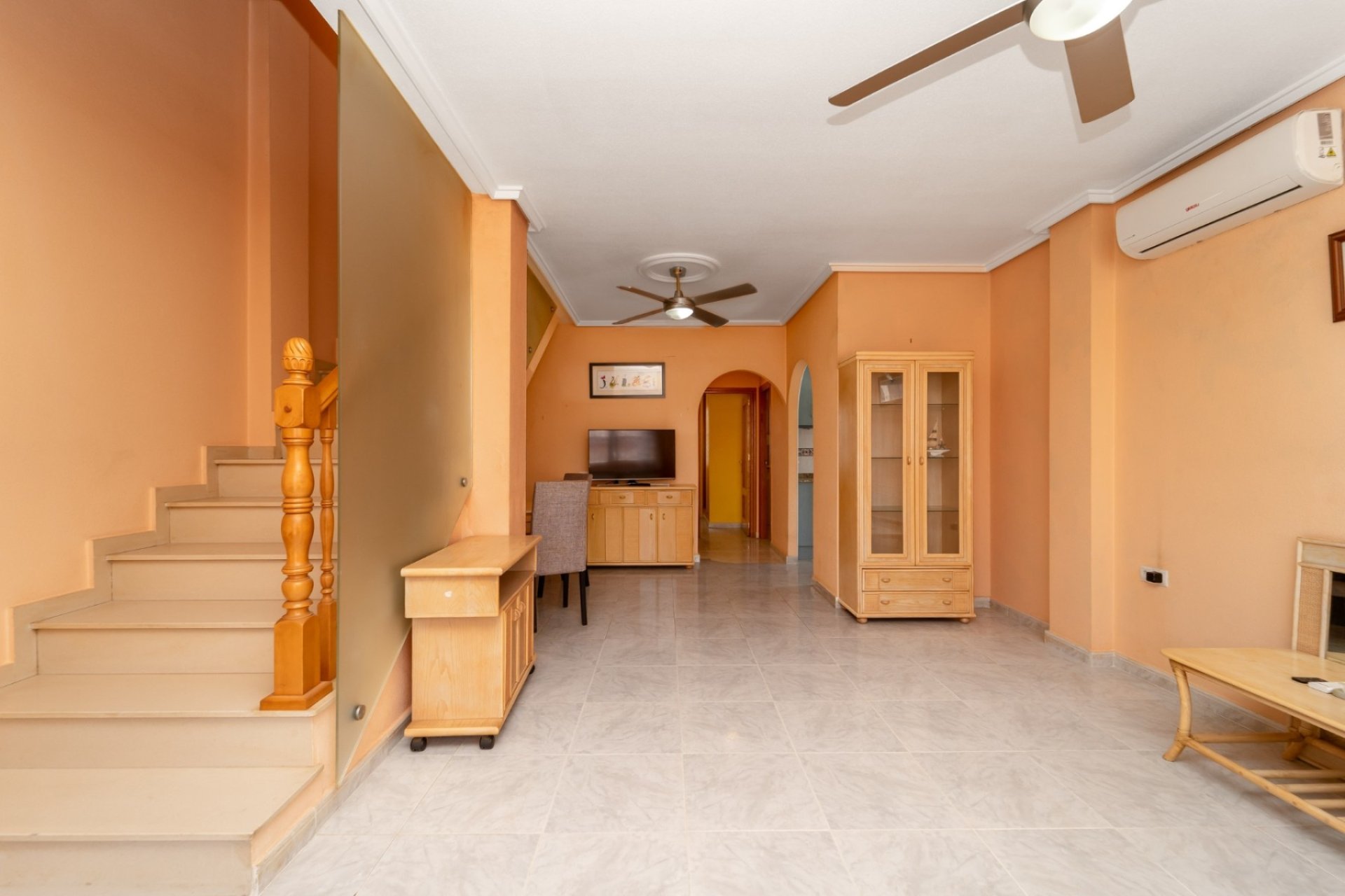 Chalet independiente con piscina privada y 3 dormitorios en Rojales, Costa Blanca