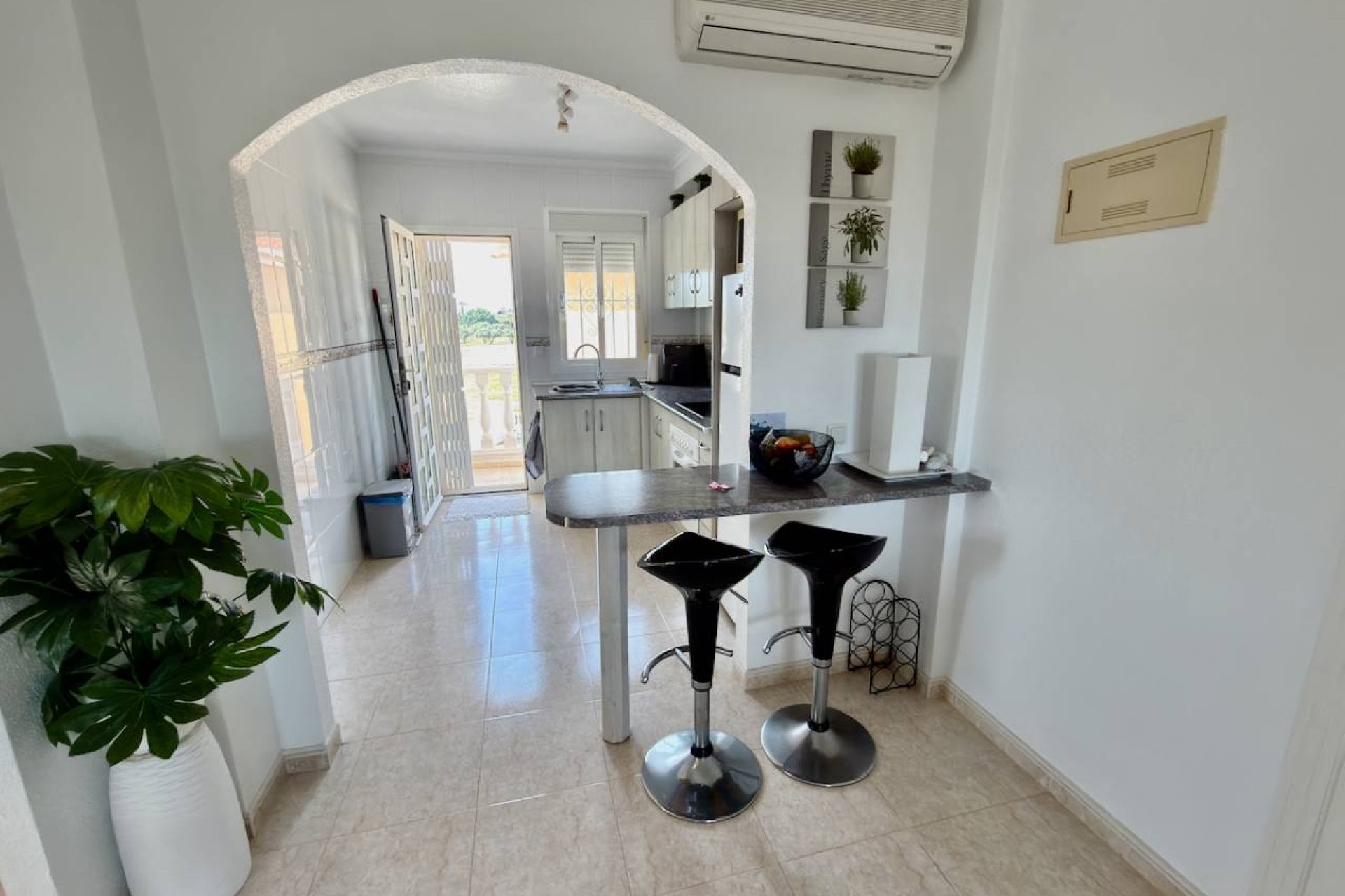 Charmant appartement met solarium en zwembad in Ciudad Quesada, Costa Blanca
