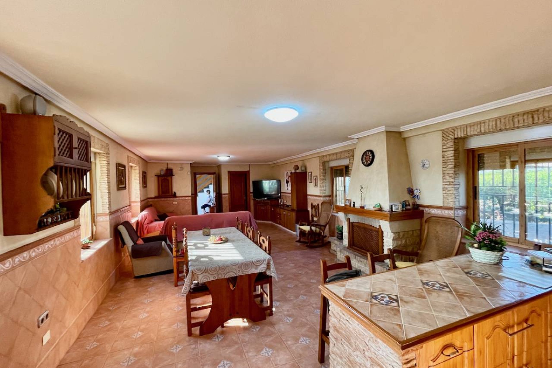 Charmante landelijke finca met 3 slaapkamers en panoramisch uitzicht nabij Orihuela