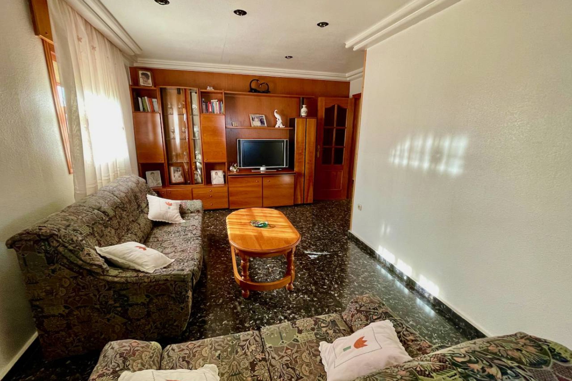 Charmante landelijke finca met 3 slaapkamers en panoramisch uitzicht nabij Orihuela