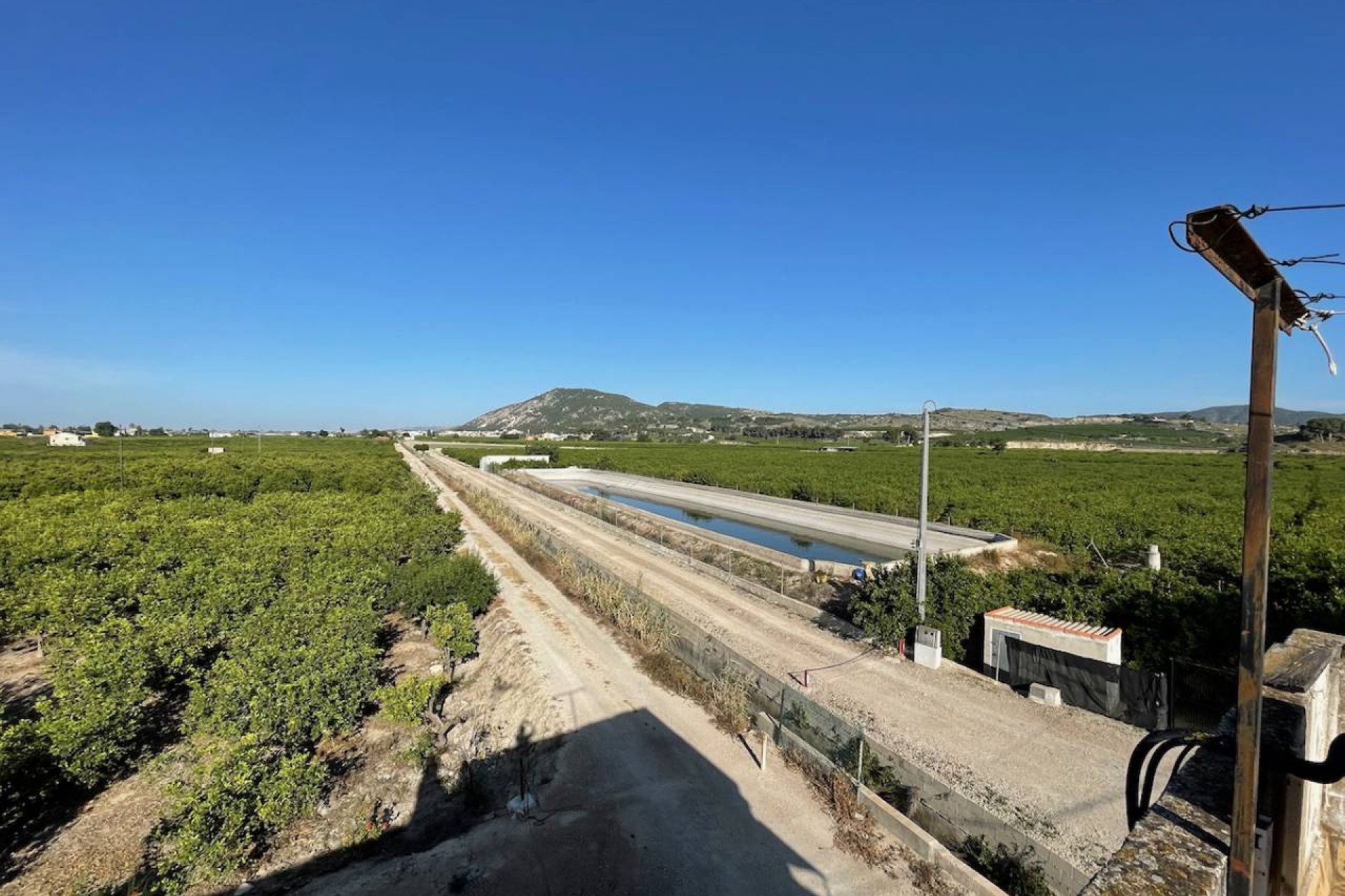 Charmante landelijke finca met 3 slaapkamers en panoramisch uitzicht nabij Orihuela