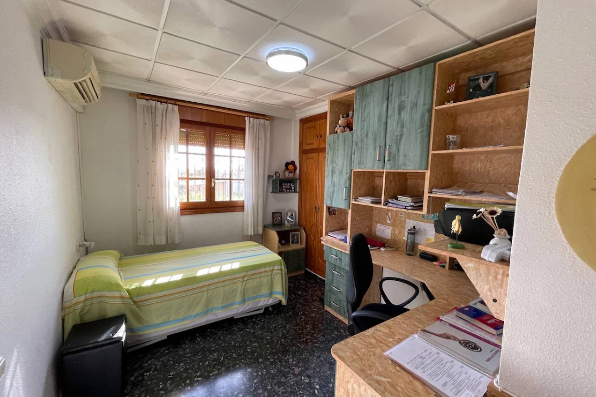 Charmante landelijke finca met 3 slaapkamers en panoramisch uitzicht nabij Orihuela