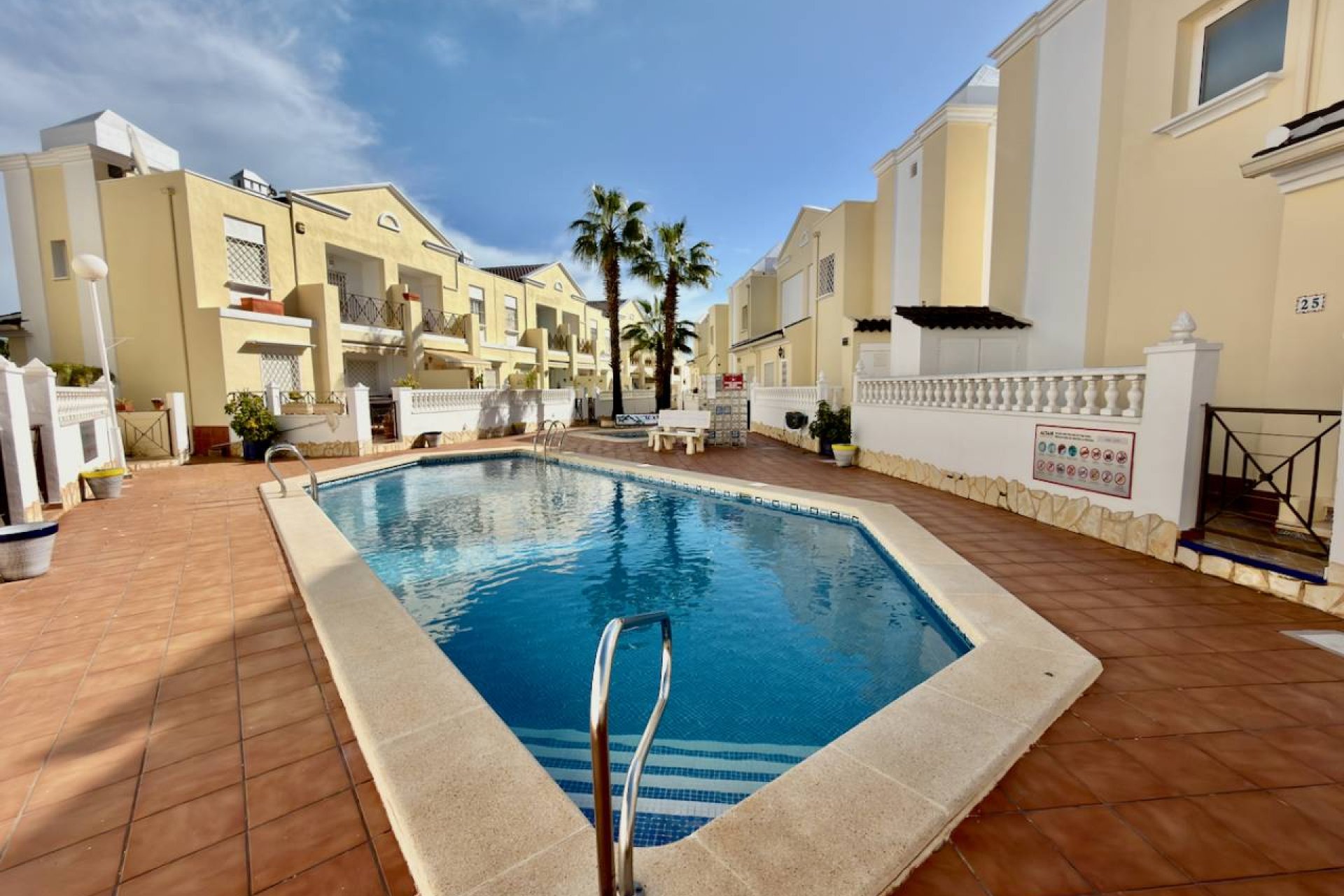 Charmante villa in Ciudad Quesada met 3 slaapkamers, privétuin en zwembad