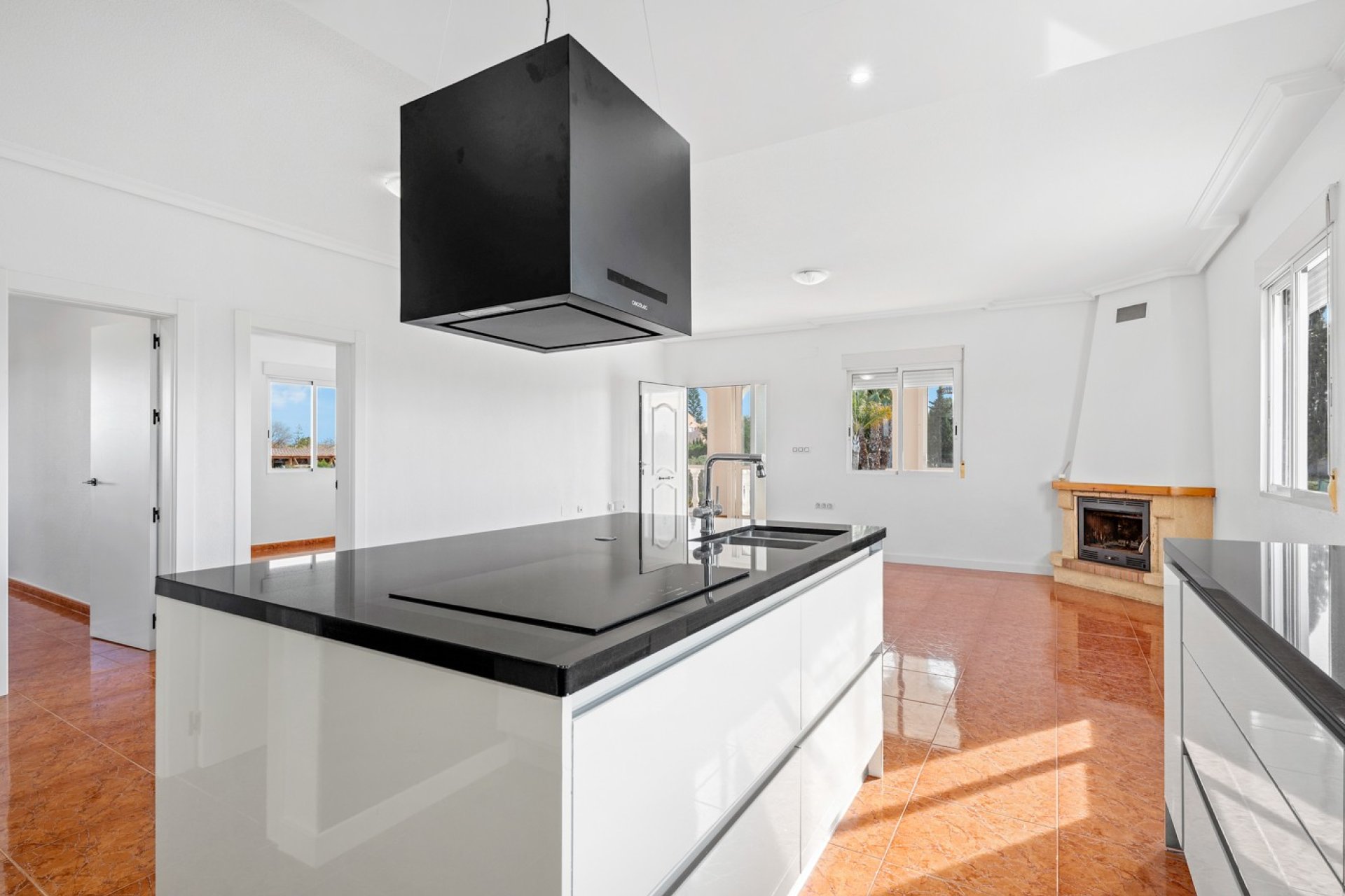 Charming country house with guesthouse, pool, and privacy in Dolores, Costa Blanca