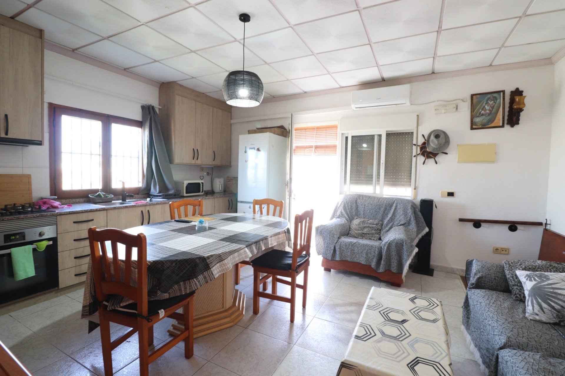 Charming townhouse in Benijofar with private pool, garden and 3 bedrooms