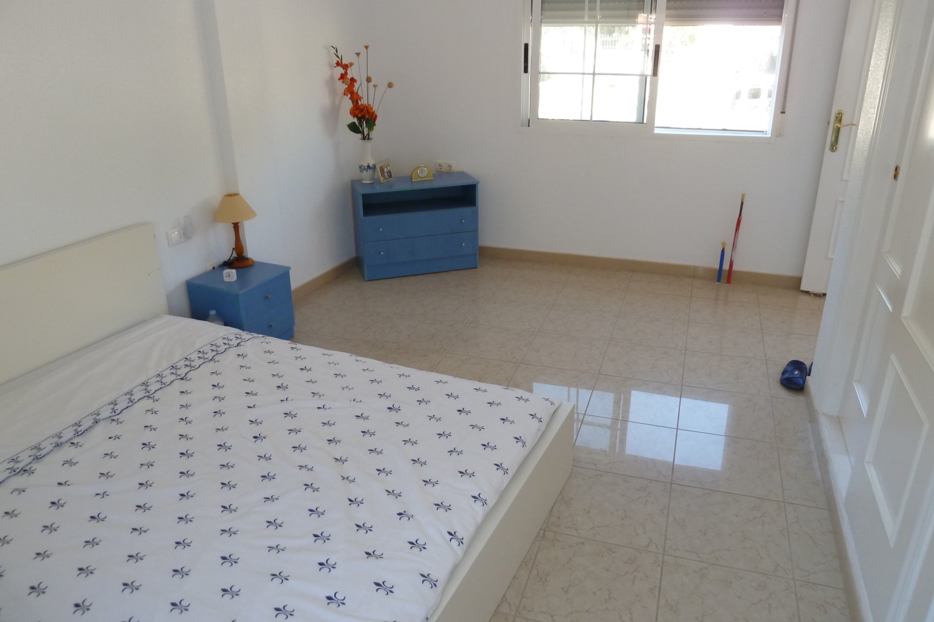 Charming villa in Rojales with mountain views and air conditioning