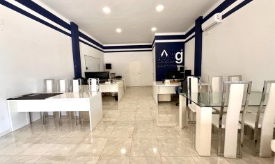 Comercial - Reventa - Orihuela Costa -
                Playa Flamenca