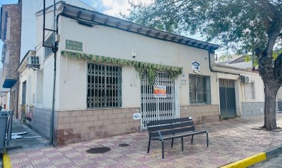 Commercial - Resale - Jacarilla -
                Jacarilla