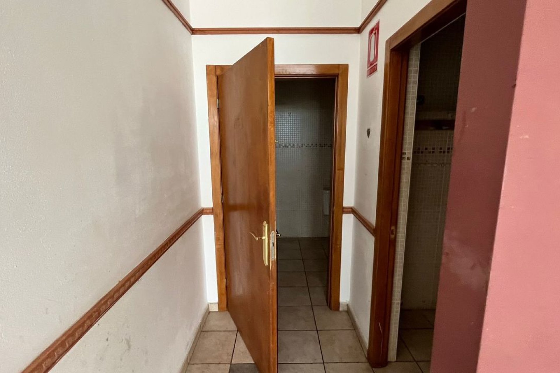 Commercieel pand te koop in Ciudad Quesada met huurinkomsten